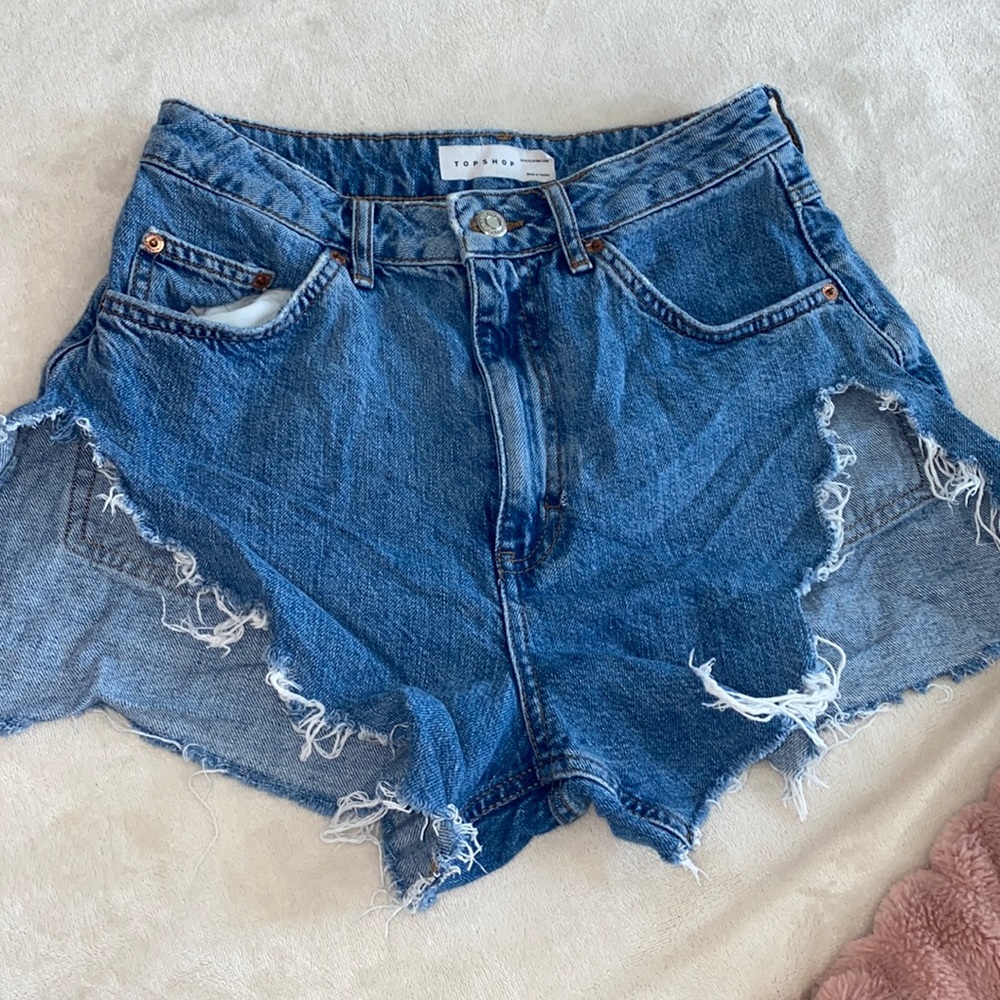 TOPSHOP BLUE DENIM RIPPED JEAN SHORTS